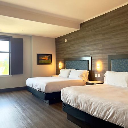 The Oread Lawrence, Tapestry Collection By Hilton Exterior foto