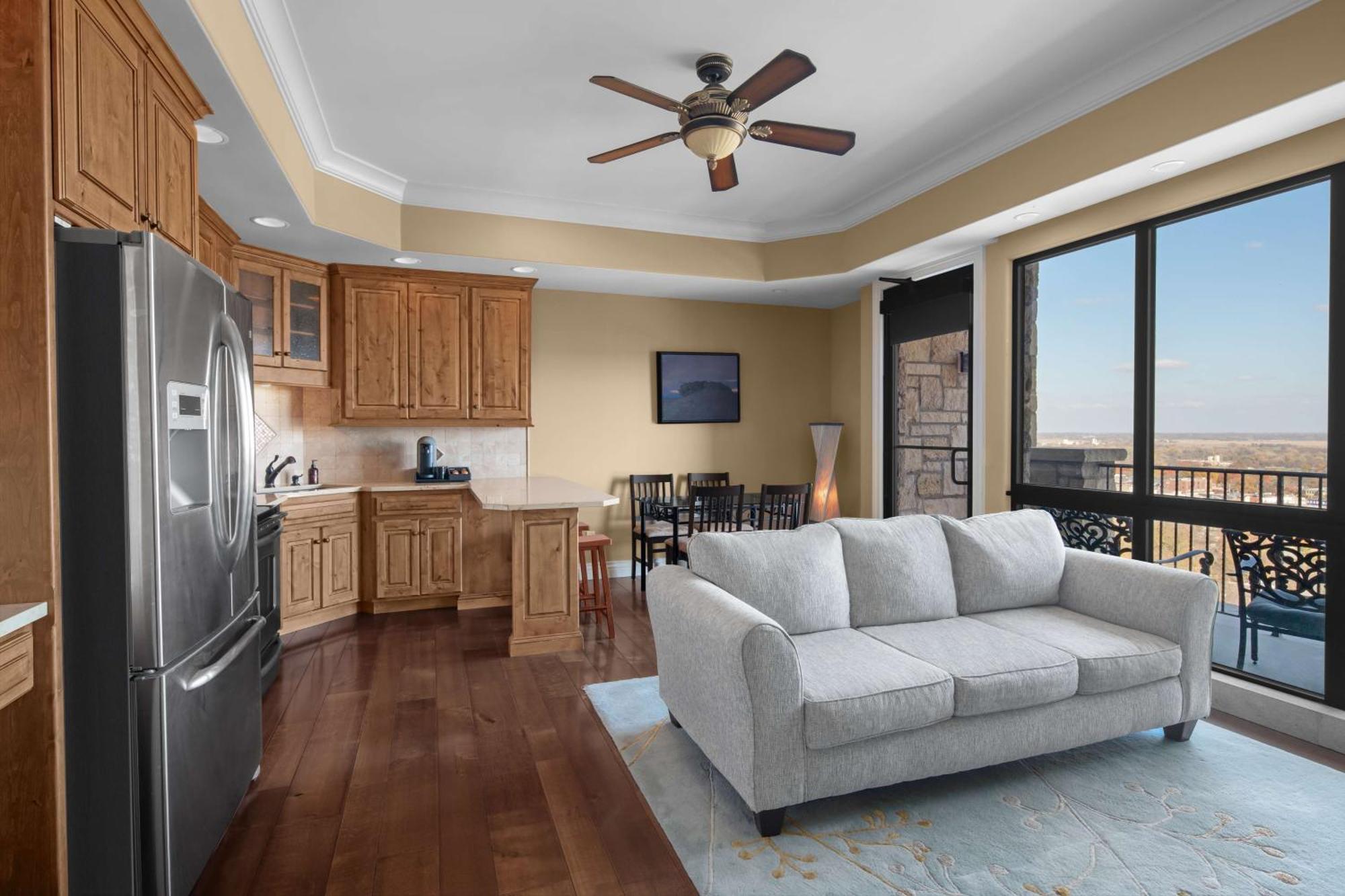 The Oread Lawrence, Tapestry Collection By Hilton Exterior foto